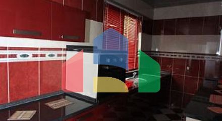 Светлая вилла с бассейном в Петроваце