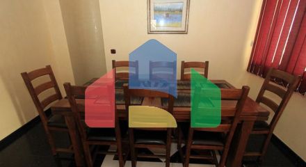 Светлая вилла с бассейном в Петроваце