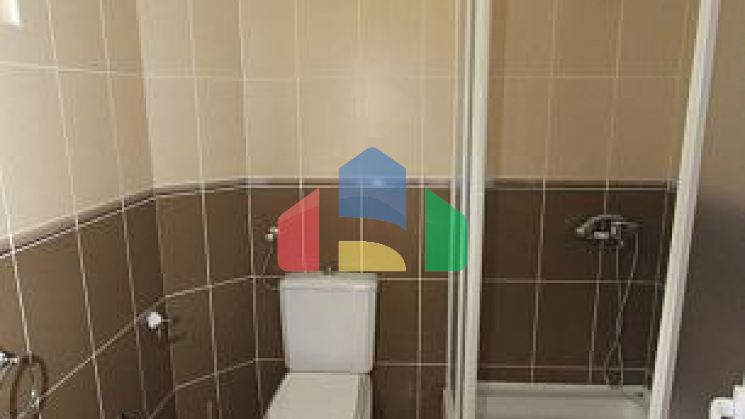 Светлая вилла с бассейном в Петроваце