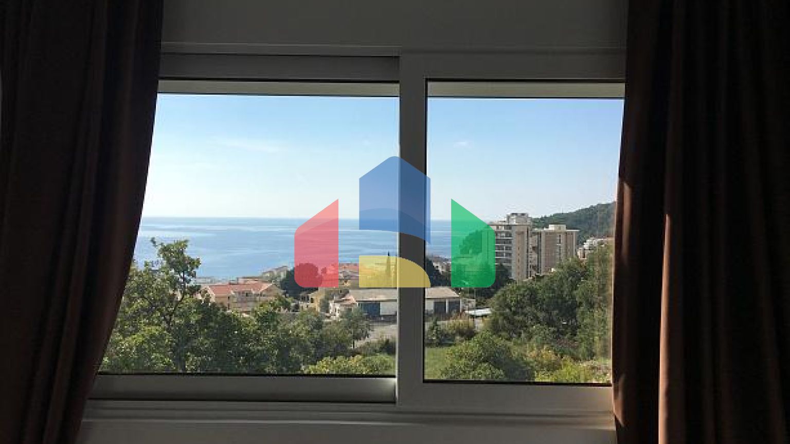 Дуплекс квартира с видом на Средиземное море в Петровце, 104 м²