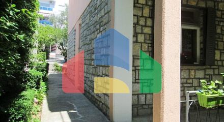 Дом в Петровац