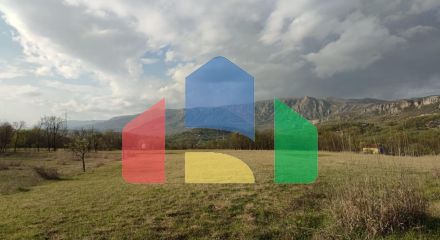 Большой земельный участок в Подгорице, Спуж
