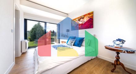 Современная вилла с бассейном и двором в Подгорице