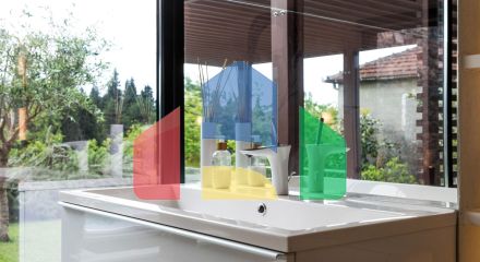 Современная вилла с бассейном и двором в Подгорице