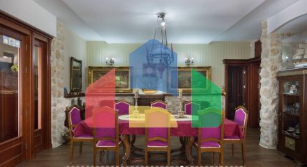 Котор, Прчань —  вилла с участком, на первой линии от моря