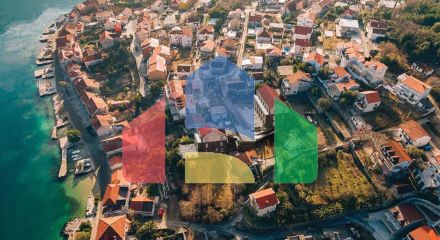 Двухкомнатная квартира с террасой в 90 метрах от моря в Прчане, Которский залив