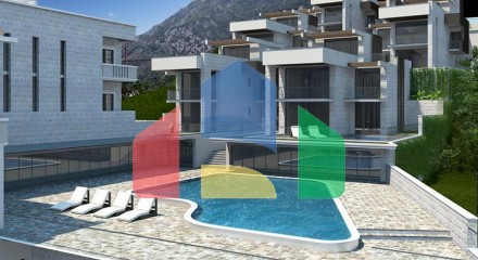 For sale plot in Kotor Prcanj on the first line to the sea