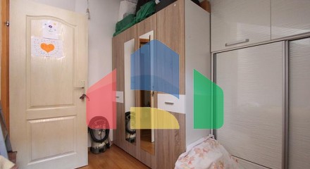 Каменный дом с рестораном на набережной в Прчань