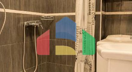 Два дома с рестораном на первой линии