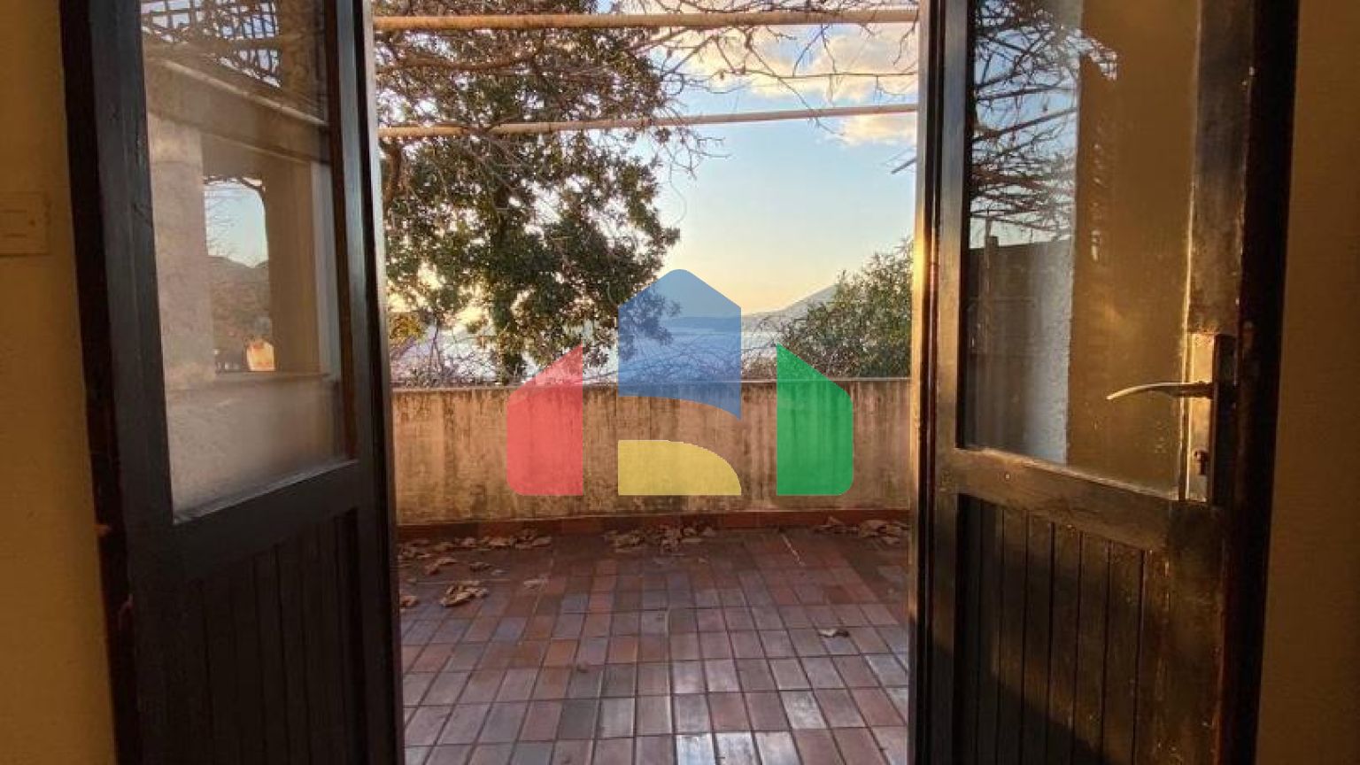 Таунхаус в Подличак/Пржно с видом на море