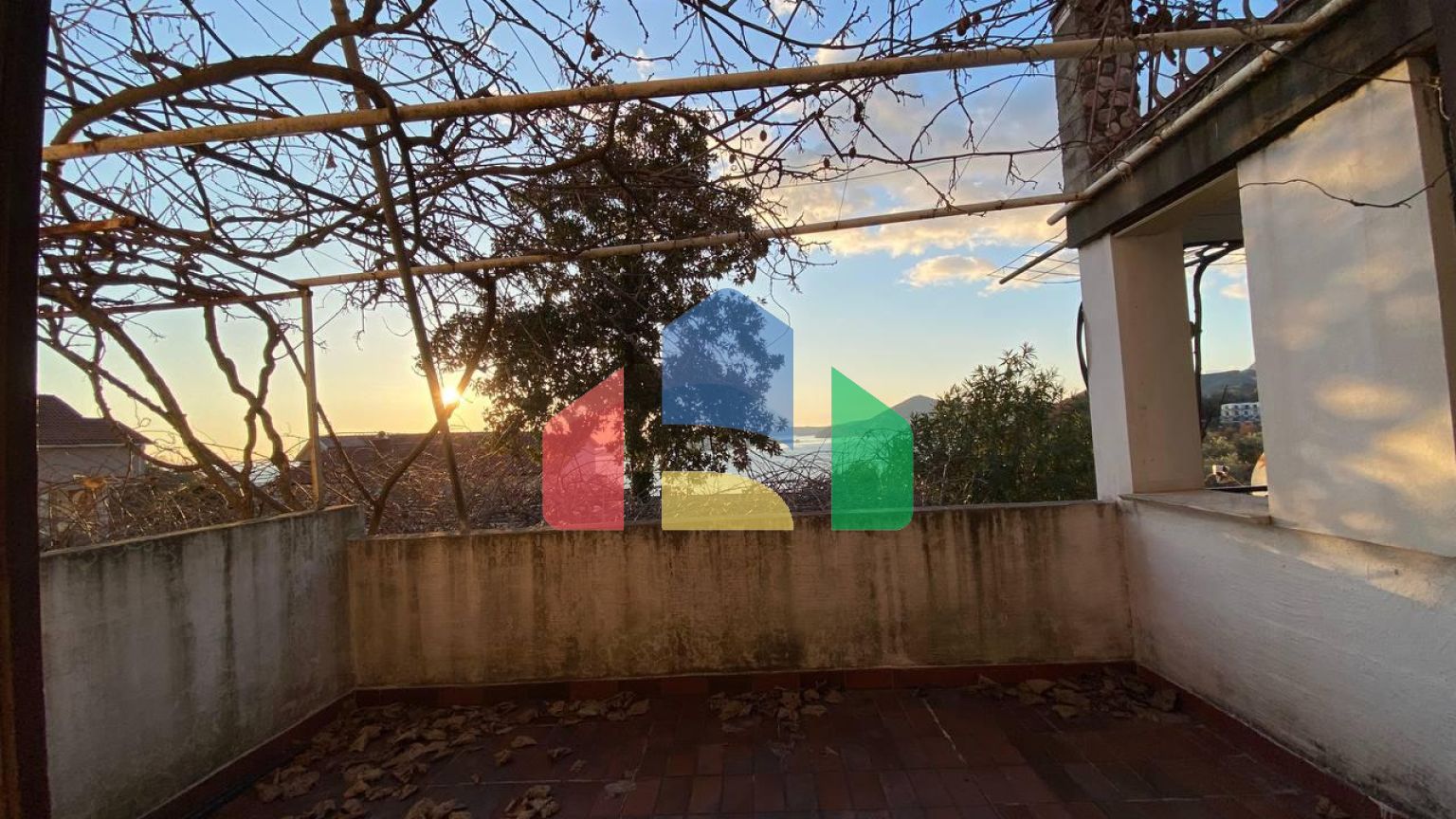 Таунхаус в Подличак/Пржно с видом на море