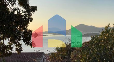 Таунхаус в Подличак/Пржно с видом на море