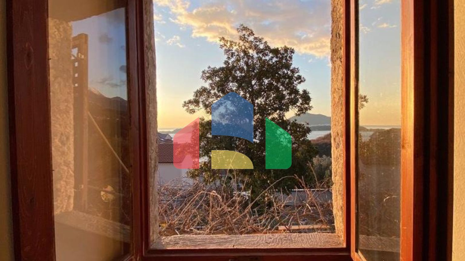 Таунхаус в Подличак/Пржно с видом на море