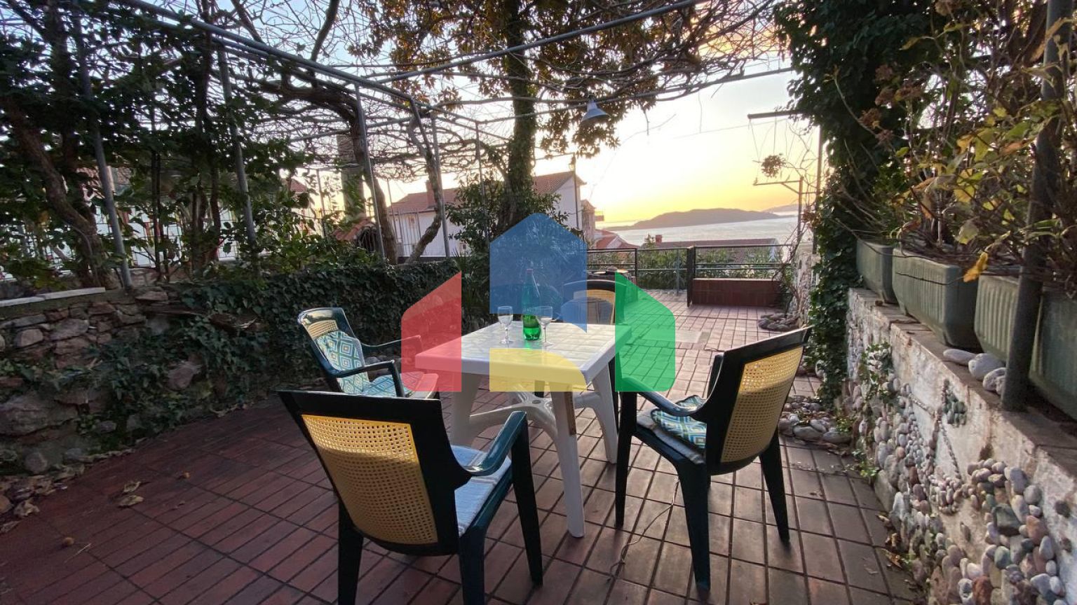 Таунхаус в Подличак/Пржно с видом на море