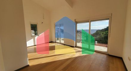 Bright new apartment in Przno with 2 bedrooms and sea views.