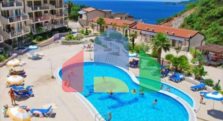 1 Bedroom Apartment in Przno, Complex with Pool