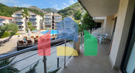 2 bedroom apartment in a complex with a swimming pool Przno