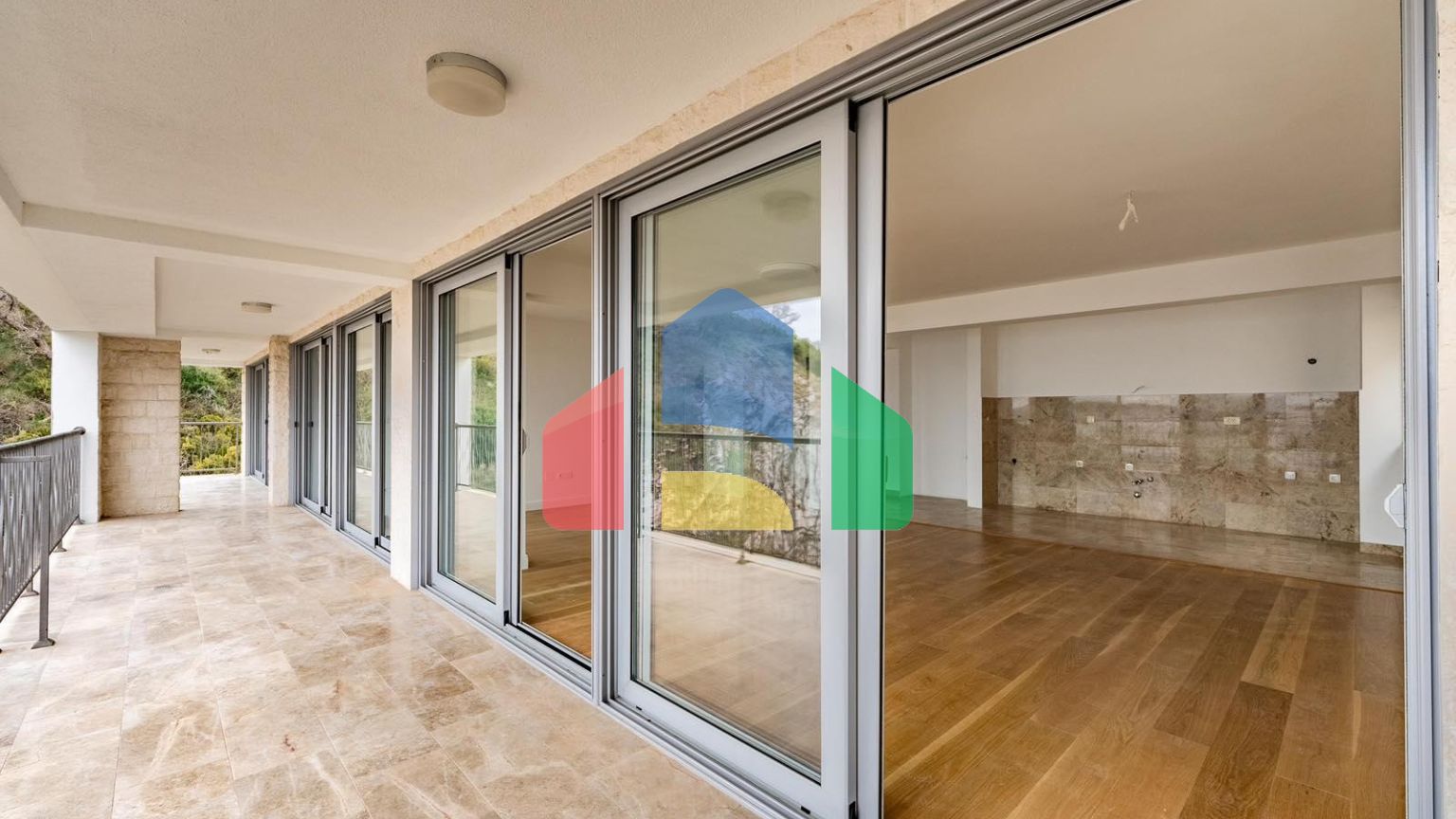 Продается пентхаус c 3 спальнями и потрясающим видом