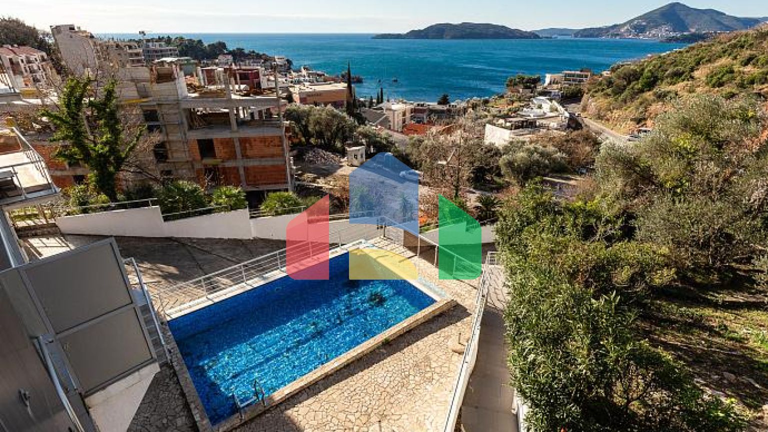 Роскошная квартира в Пржно, терраса с видом на море