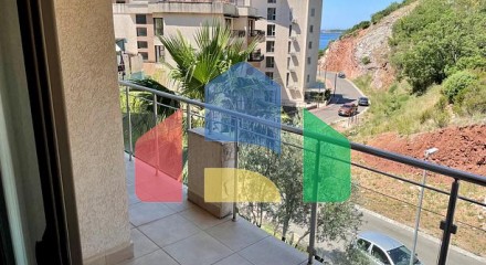 One bedroom apartment in a complex with a swimming pool
