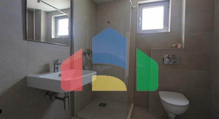 Квартира с тремя спальнями с панорамным видом на море