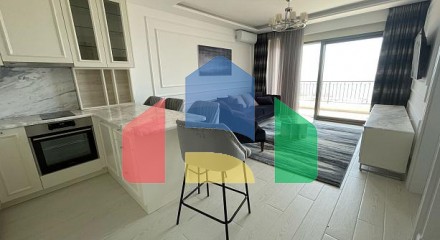 Luxuriously furnished one-bedroom apartment