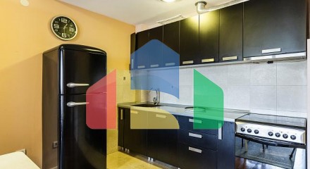 Two-Bedroom Apartment 84 m² in Pržno