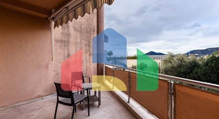Two-Bedroom Apartment 84 m² in Pržno