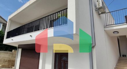 Two-storey villa in Risan