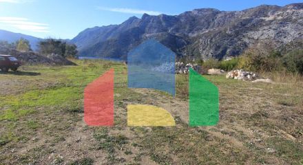 Участок в Рисане