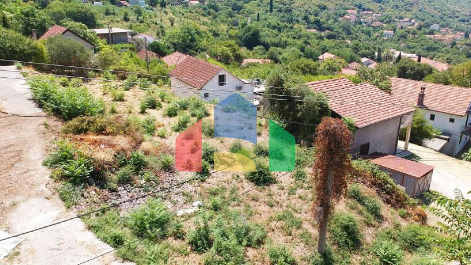 Участок с панорамным видом на море в Рисане, Черногория — 910 м²