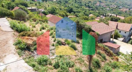 Участок с панорамным видом на море в Рисане, Черногория — 910 м²