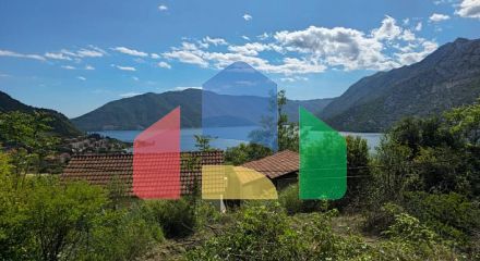 Участок с панорамным видом на море в Рисане, Черногория — 910 м²