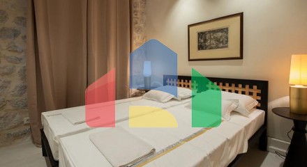 Mini hotel with swimming pool near Kotor