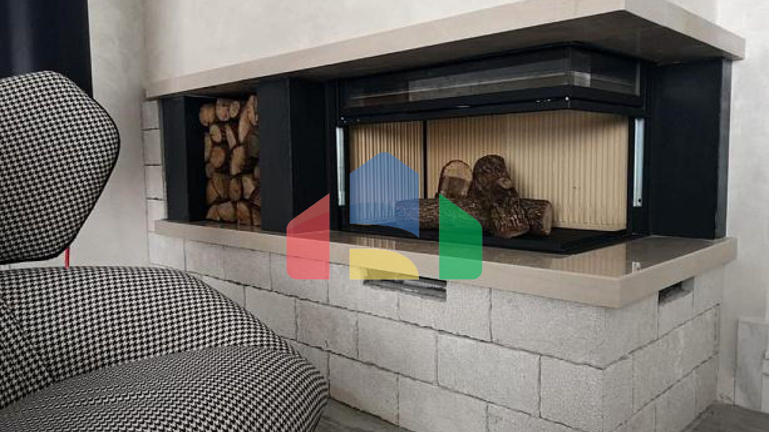 Трехэтажный дом в Рисане