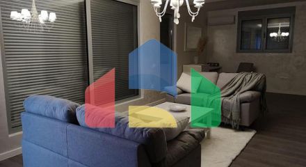 Трехэтажный дом в Рисане Трехэтажный дом в Рисане