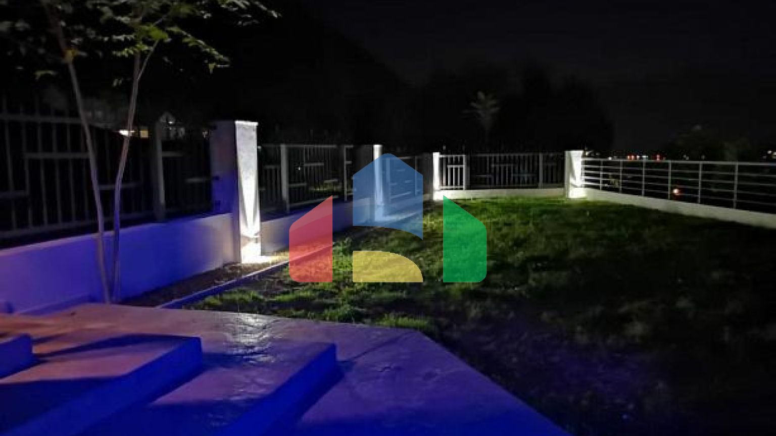 Трехэтажный дом в Рисане