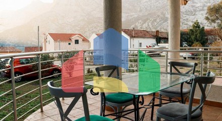 Apartment in Risan 65m2 with one bedroom near the sea