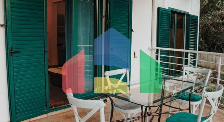 Apartment in Risan 65m2 with one bedroom near the sea