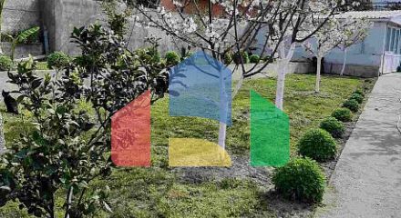 Просторный двухэтажный дом с красивым двором Просторный двухэтажный дом с красивым двором