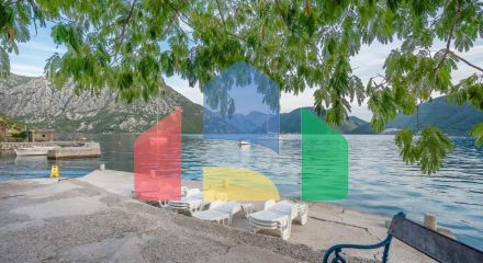 House for sale by the sea, in the Bay of Kotor