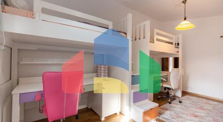 Трёхэтажный семейный дом в Шушань