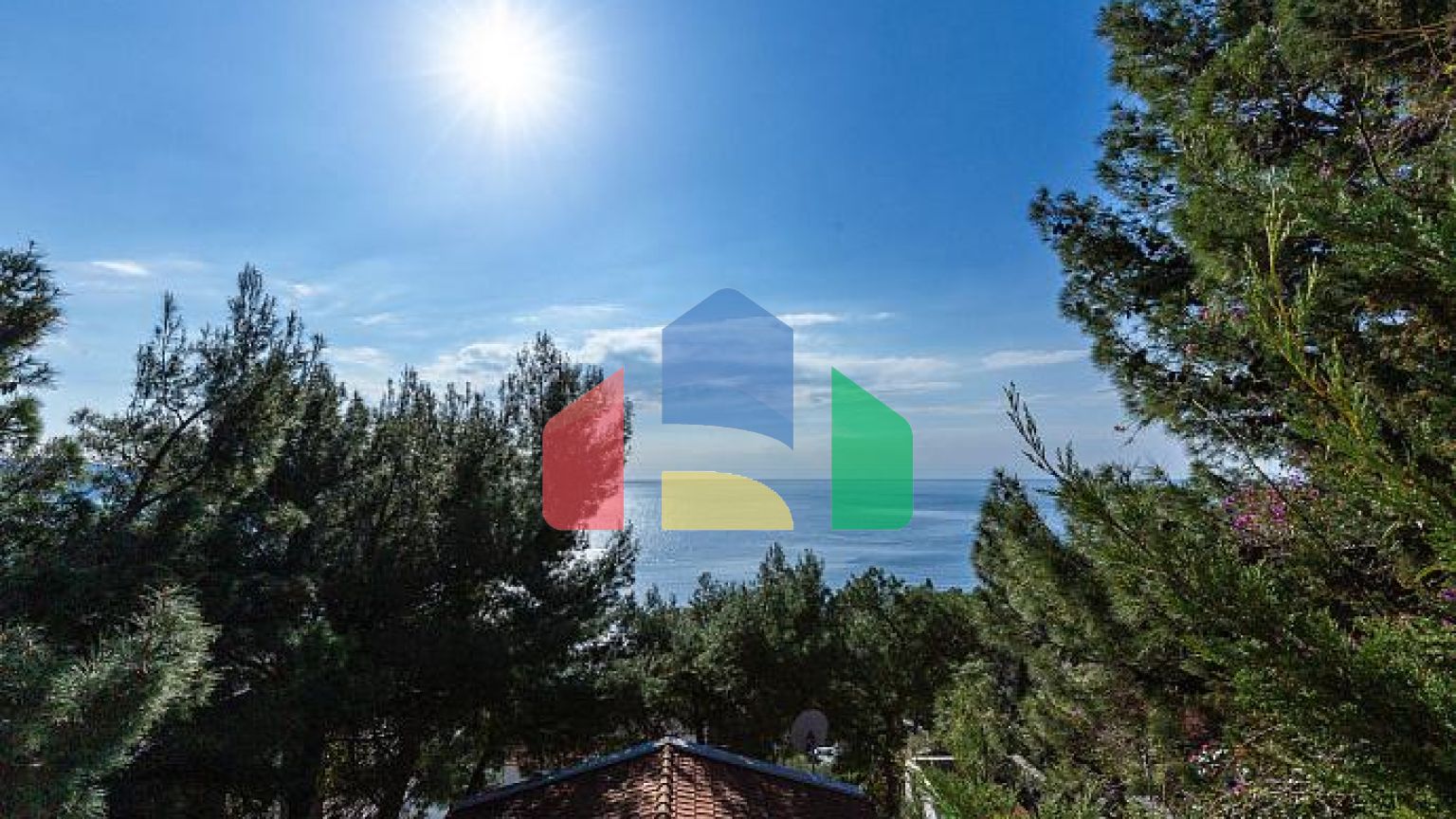 Трёхэтажный семейный дом в Шушань