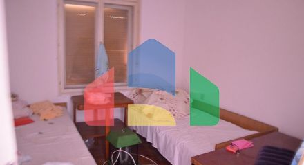 Legal house with a spacious plot in Sutomore
