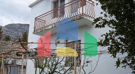 Легальный дом с просторным участком в Сутоморе Легальный дом с просторным участком в Сутоморе