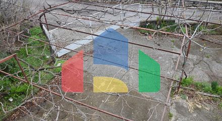 Легальный дом с просторным участком в Сутоморе Легальный дом с просторным участком в Сутоморе