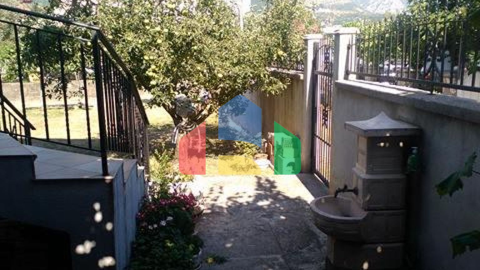 Мини-отель в  Сутоморе