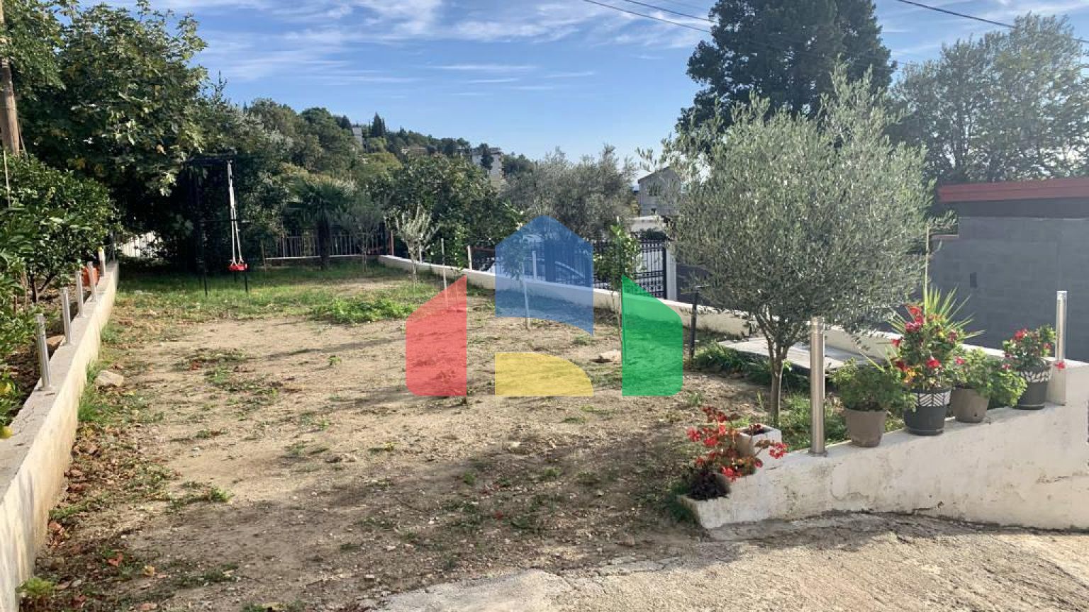 Вилла с апартаментами на 10 номеров