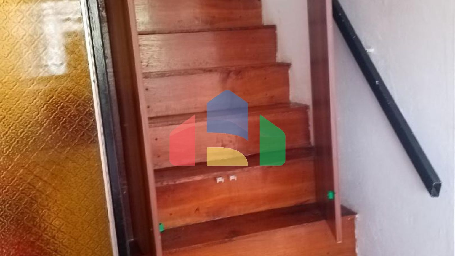 Двухэтажный дом с гаражом рядом с морем Сутоморе, Бар