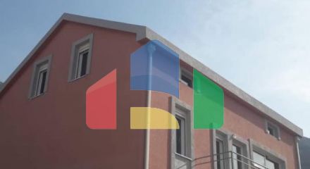 Трехэтажный дом в Сутоморе